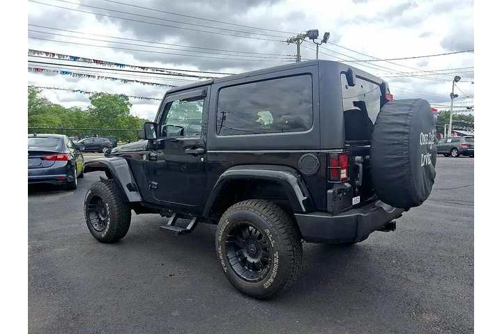 $11000 : 2007 Wrangler Sahara image 4