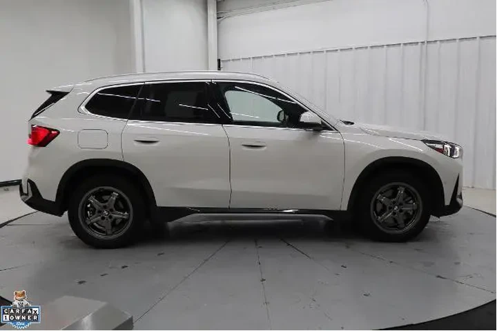 $32595 : BMW X1 2025 AWD xDrive28i 4d image 2