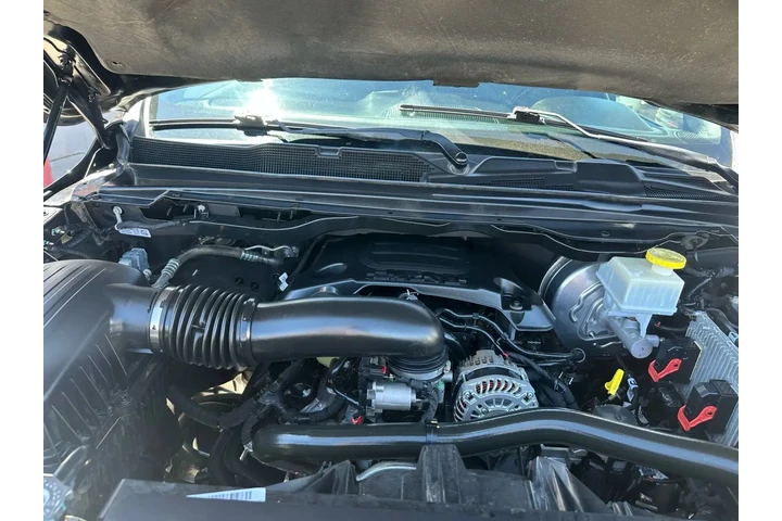 $24995 : 2021 RAM 1500 CREW CAB2021 RA image 1