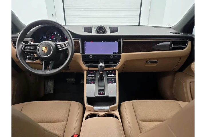 $37998 : Porsche Macan 2022 AWD 4dr S image 9