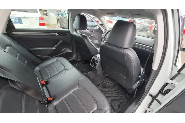 $10995 : 2017 Passat 1.8T SE image 10