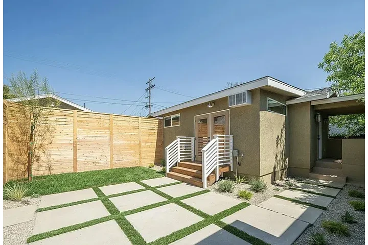 $2490 : HOUSE FOR RENT IN LOS ANGELES image 1