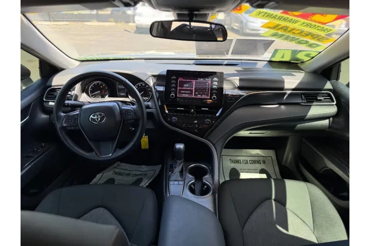 2024 Camry SE Nightshade image 9