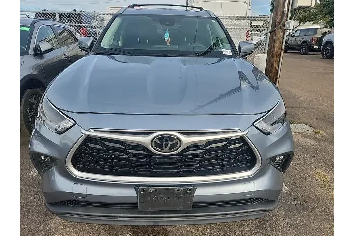 $34991 : Toyota Highlander 2022 AWD X image 2