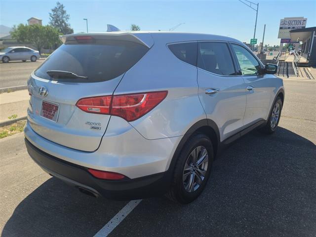 2016 SANTA FE Sport 2.4L SUV image 7