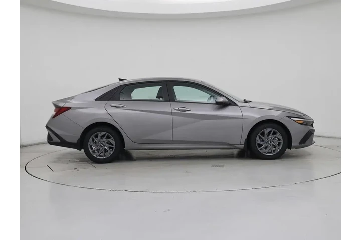 $20998 : Hyundai ELANTRA 2024 SEL 4dr image 7