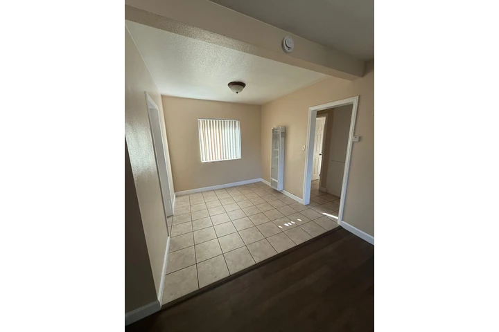 $1695 : APARTAMENTO DE 1 RECAMARA image 1