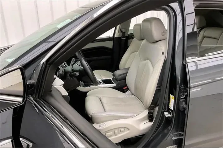 $15990 : Cadillac SRX 2015 Performanc image 8