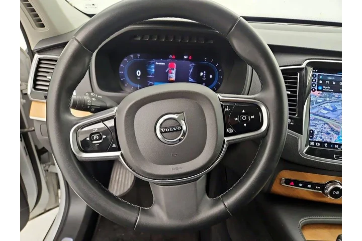 $39998 : Volvo XC90 2024 AWD B6 Plus image 10