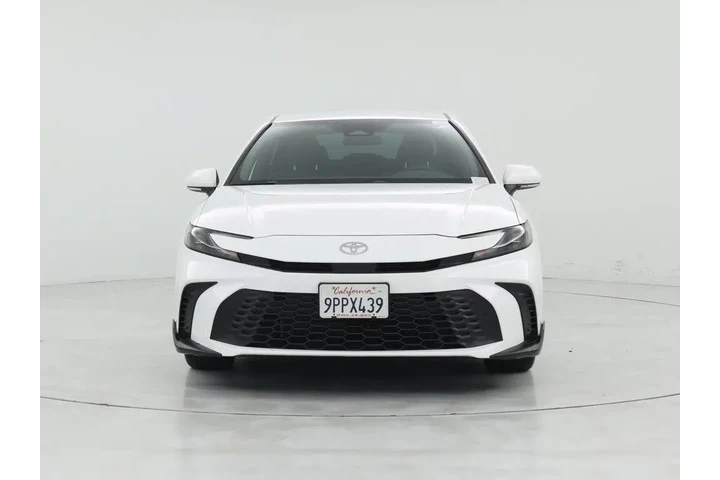 $32998 : Toyota Camry 2025 SE 4dr Sed image 5