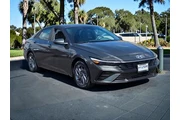 $19608 : Hyundai ELANTRA 2024 SEL 4dr thumbnail
