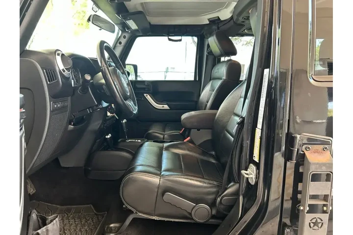 $16215 : Jeep Wrangler Unlimited 2012 image 5