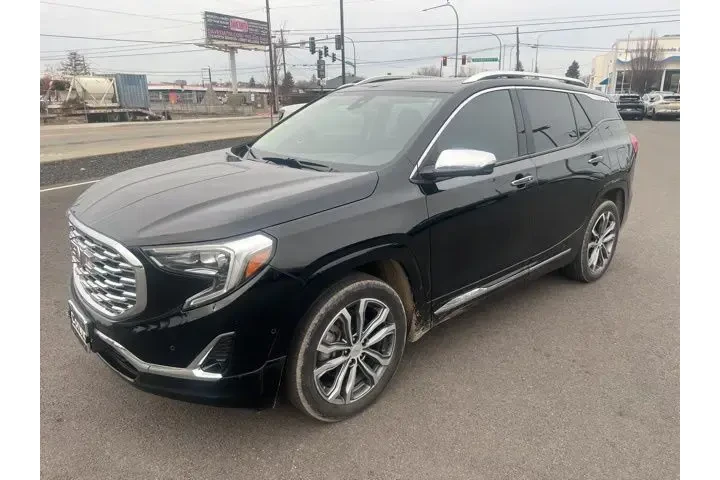 $21489 : GMC Terrain 2019 4x4 Denali image 7