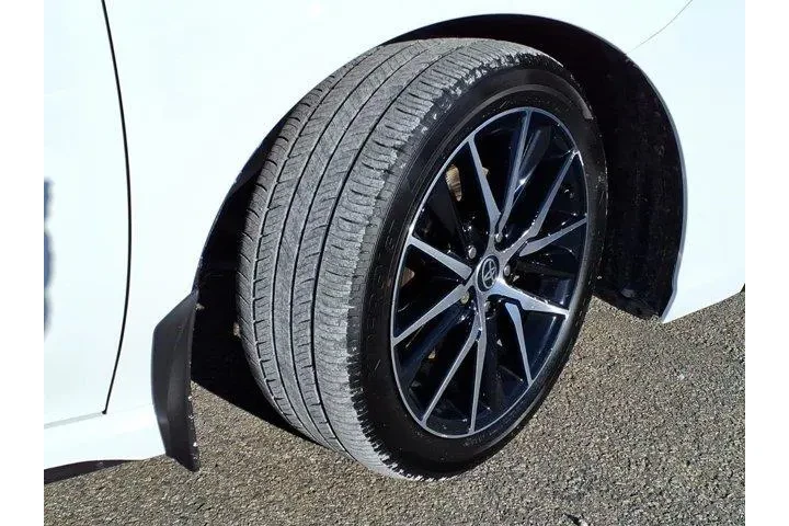 $27658 : Toyota Camry 2023 AWD SE 4dr image 4