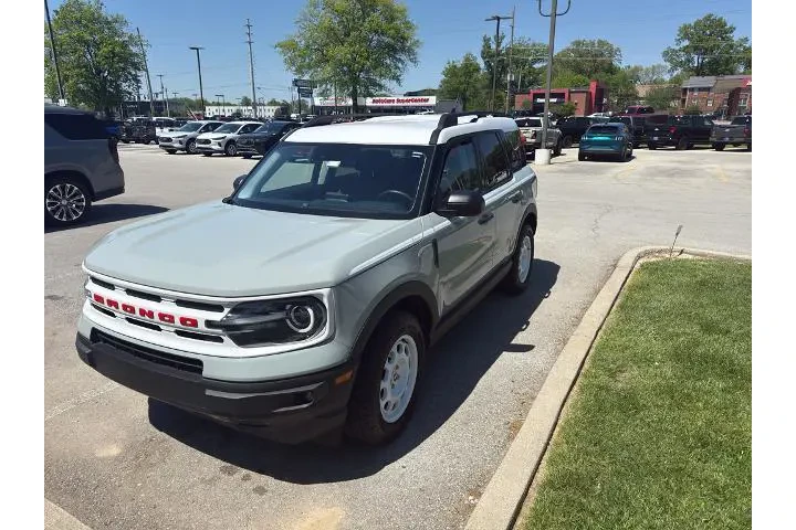 $29750 : Ford Bronco Sport 2023 AWD H image 2