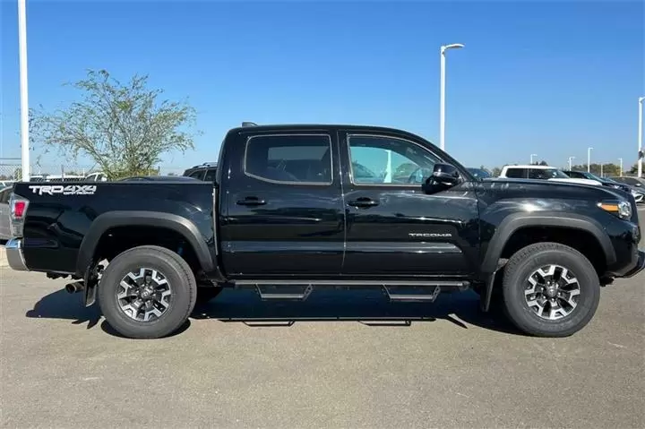 $36750 : Tacoma TRD Off-Road image 3