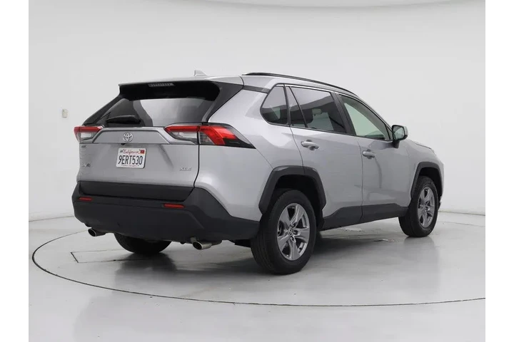 $25998 : Toyota RAV4 2023 XLE 4dr SUV image 8