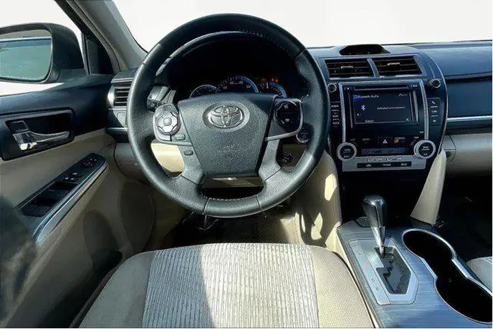 $11389 : Toyota Camry Hybrid 2013 XLE image 8