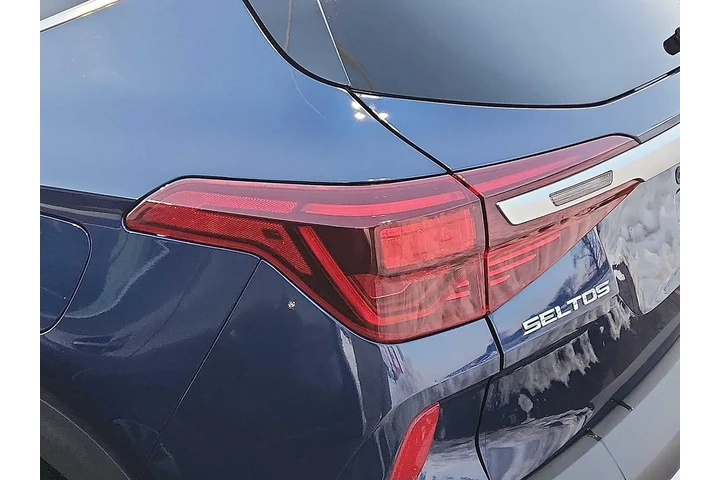 $18995 : Kia Seltos 2021 AWD S 4dr SU image 10