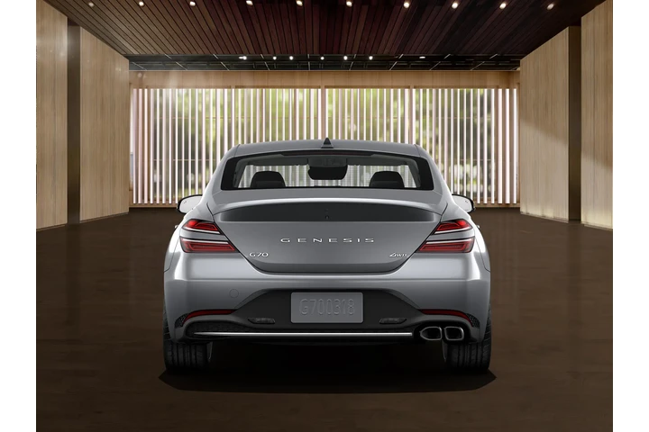 $26092 : Genesis G70 2023 2.0T 4dr Se image 4
