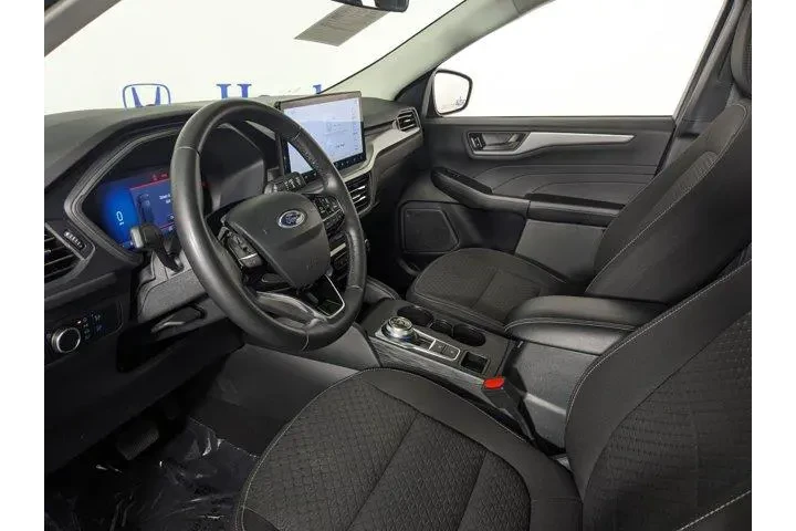 $20875 : Ford Escape 2023 AWD Active image 9