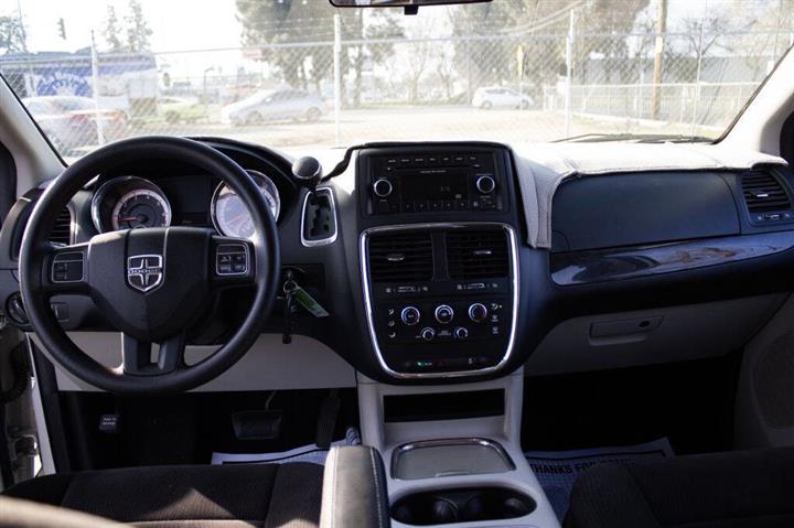 $6995 : 2012 Grand Caravan image 8