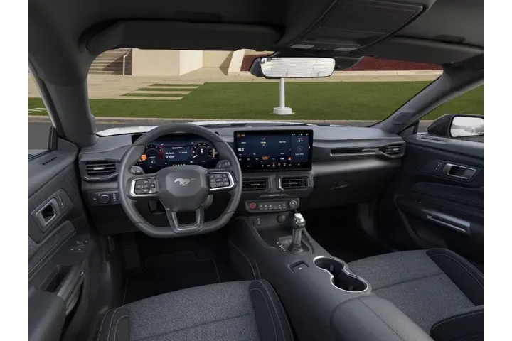 $30950 : Ford Mustang 2025 EcoBoost 2 image 9