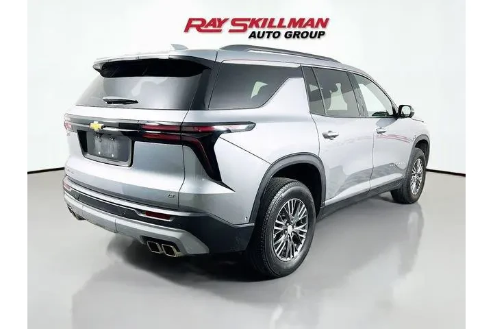 $37975 : Chevrolet Traverse 2024 LT 4 image 7