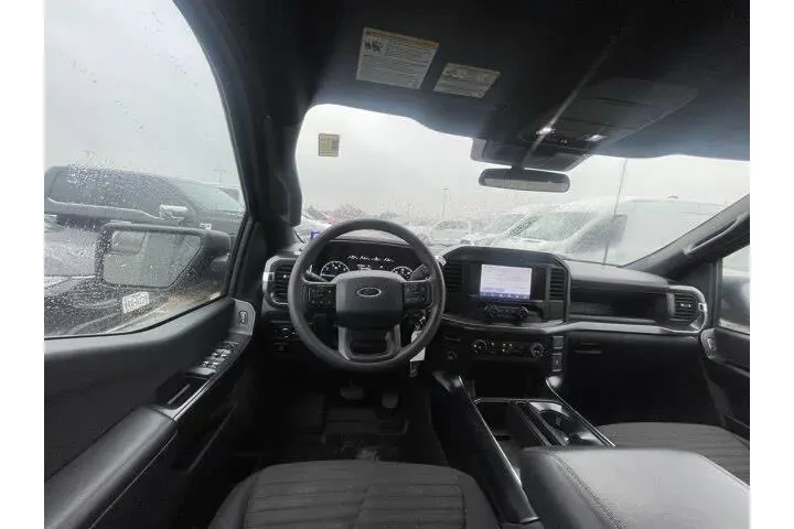 $28759 : Ford F-150 2023 4x2 XL 4dr S image 3