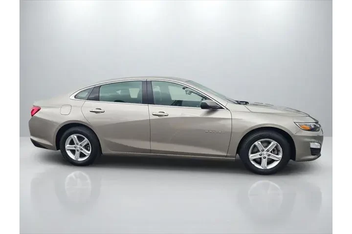 $19995 : Chevrolet Malibu 2024 LT 4dr image 4
