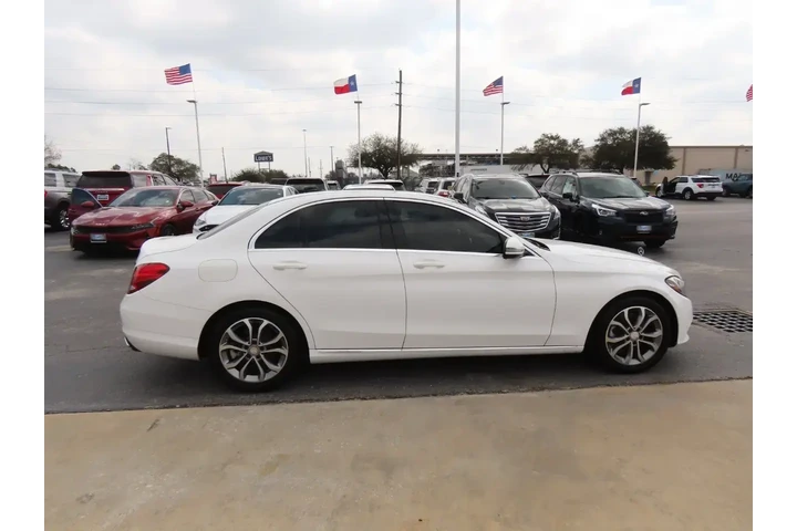 $13999 : Mercedes-Benz C-Class 2016 C image 10