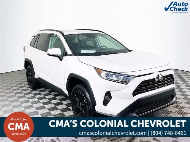 $24661 : PRE-OWNED 2021 TOYOTA RAV4 XLE image 1