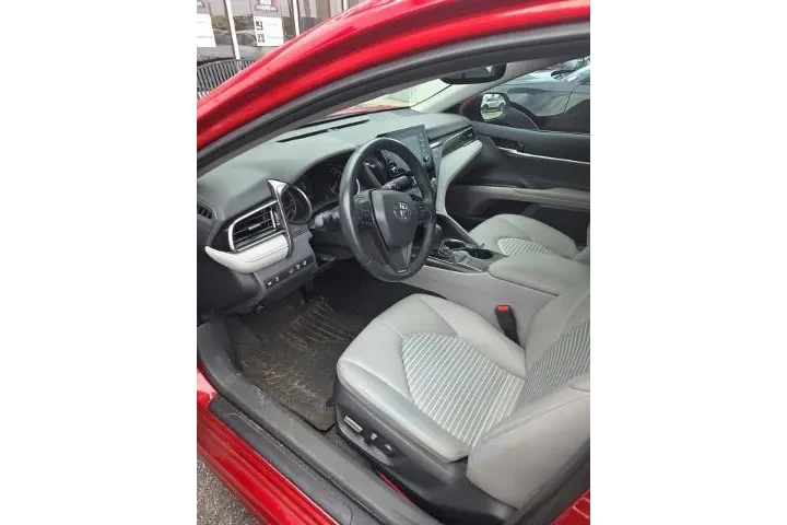 $27398 : Toyota Camry 2024 SE 4dr Sed image 10