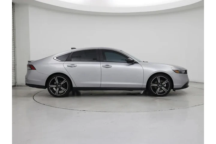 $27998 : Honda Accord Hybrid 2024 Spo image 7