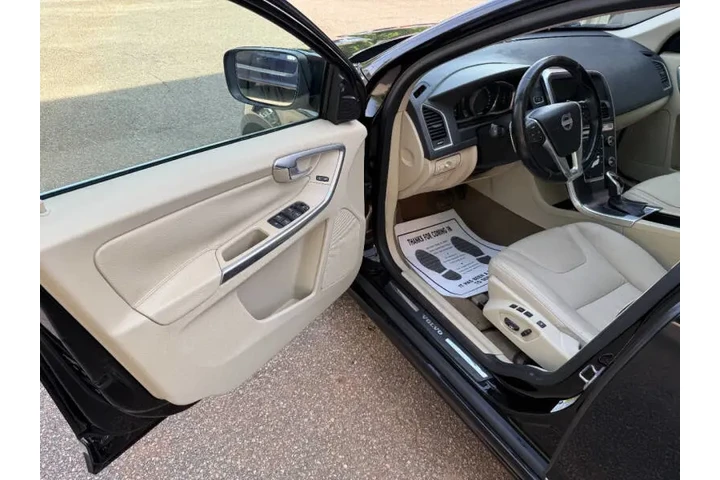 $9999 : 2014 XC60 T6 image 9