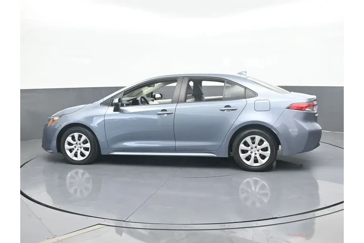 $18991 : Toyota Corolla 2024 LE 4dr S image 3