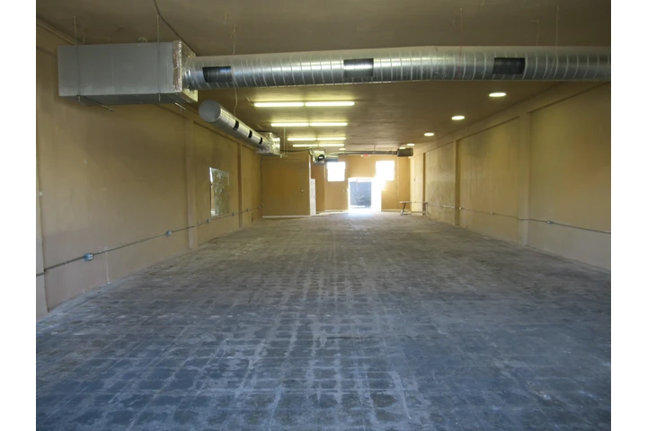 $679000 : Edificio Comercial en Compton image 7