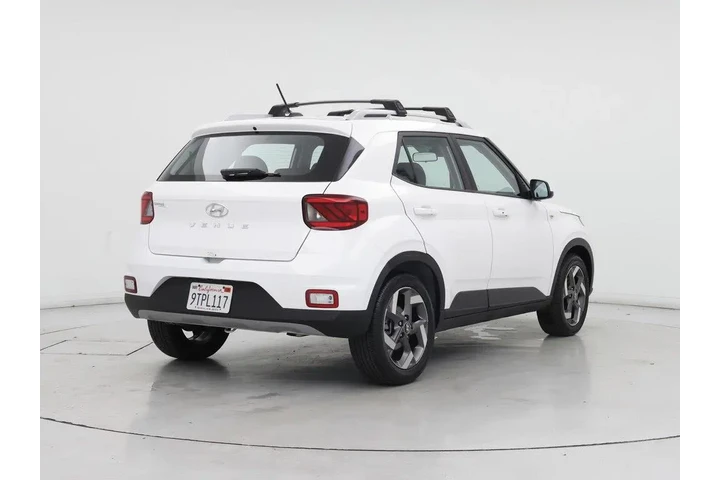 $21998 : Hyundai VENUE 2025 SEL 4dr C image 8