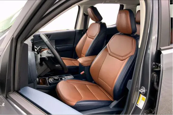 $25490 : Ford Maverick 2022 Lariat 4d image 8