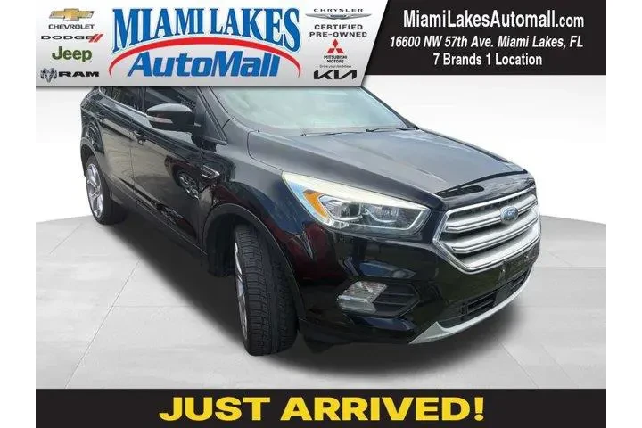 $7993 : Ford Escape 2017 Titanium 4d image 1