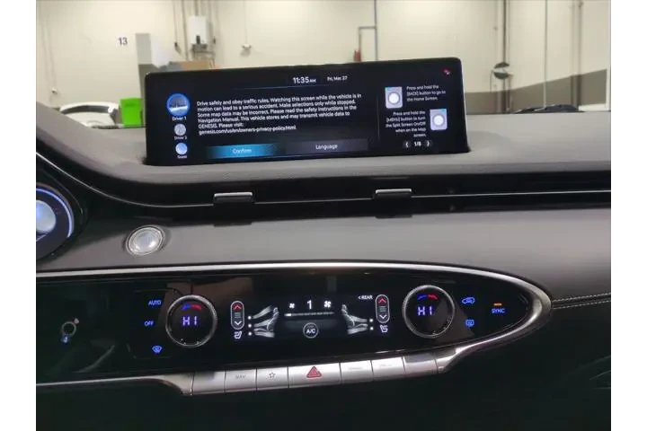 $39764 : Genesis GV70 2024 AWD 2.5T S image 8