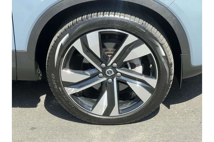 $31250 : Volvo XC40 2023 AWD B5 Plus image 7