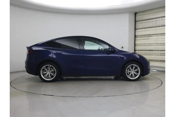 $32998 : Tesla Model Y 2023 AWD Long image 7