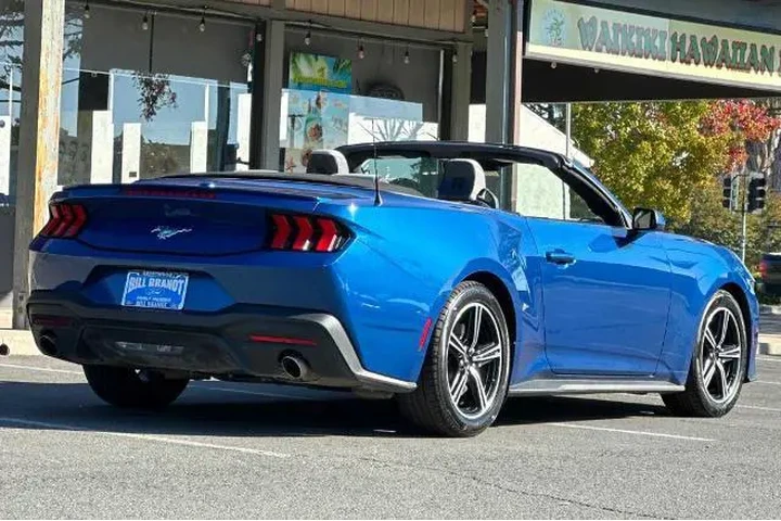 $29743 : Ford Mustang 2024 EcoBoost P image 3
