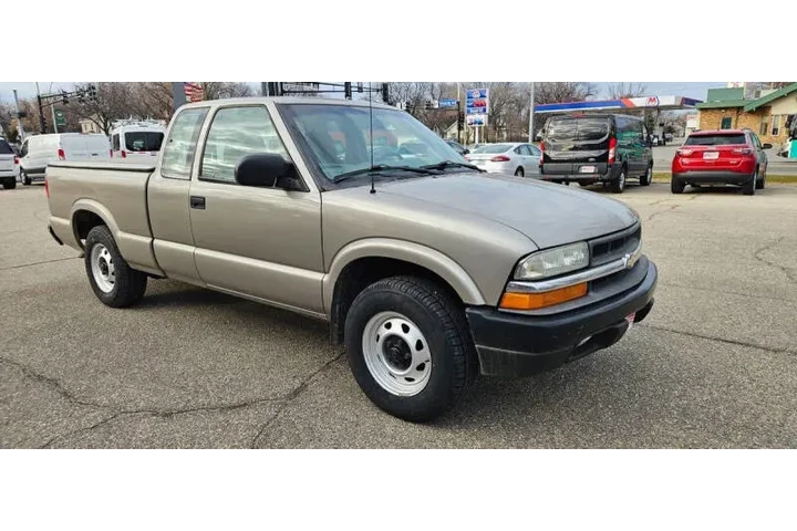 $9990 : 2003 S-10 image 4