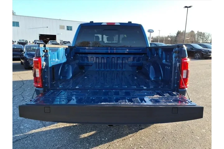 $39992 : Ford F-150 2023 4x4 XLT 4dr image 5