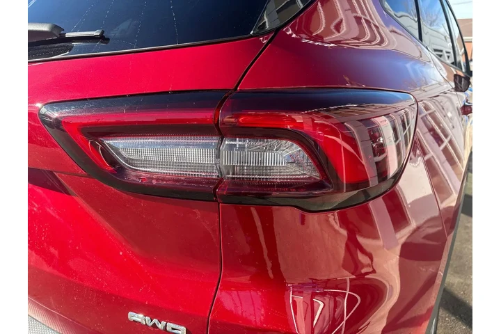 $23995 : 2025 Escape ST-Line image 10