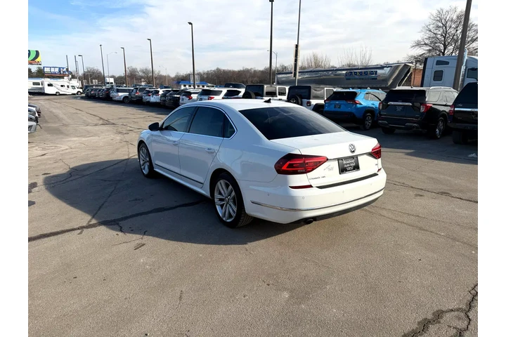 $11890 : 2017 Passat 1.8T SEL Premium image 4