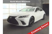 Lexus ES 300h 2023 F SPORT D en Miami