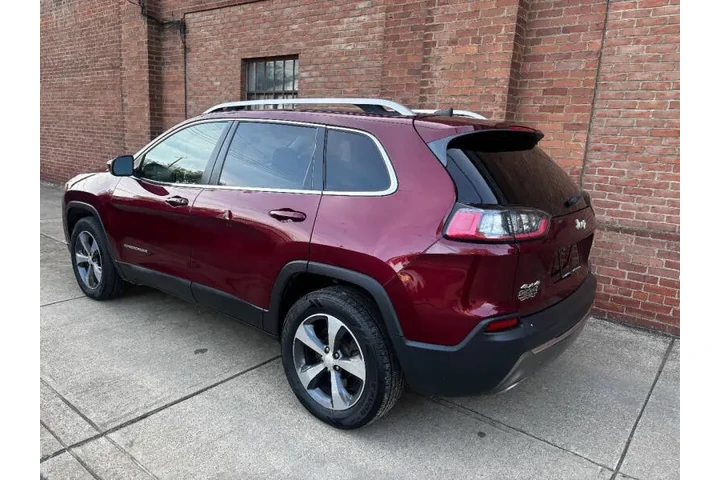 $12999 : 2019 Cherokee Limited image 4